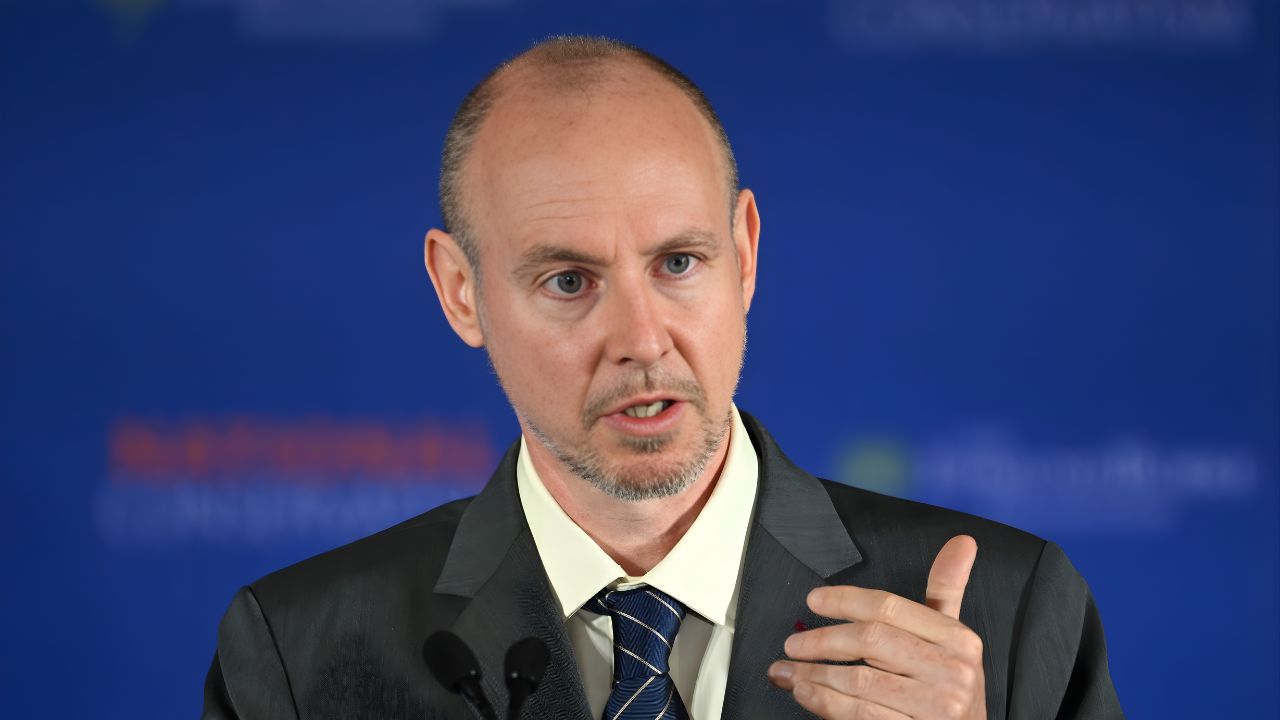 Daniel Hannan - Biography & Career – Biography Points