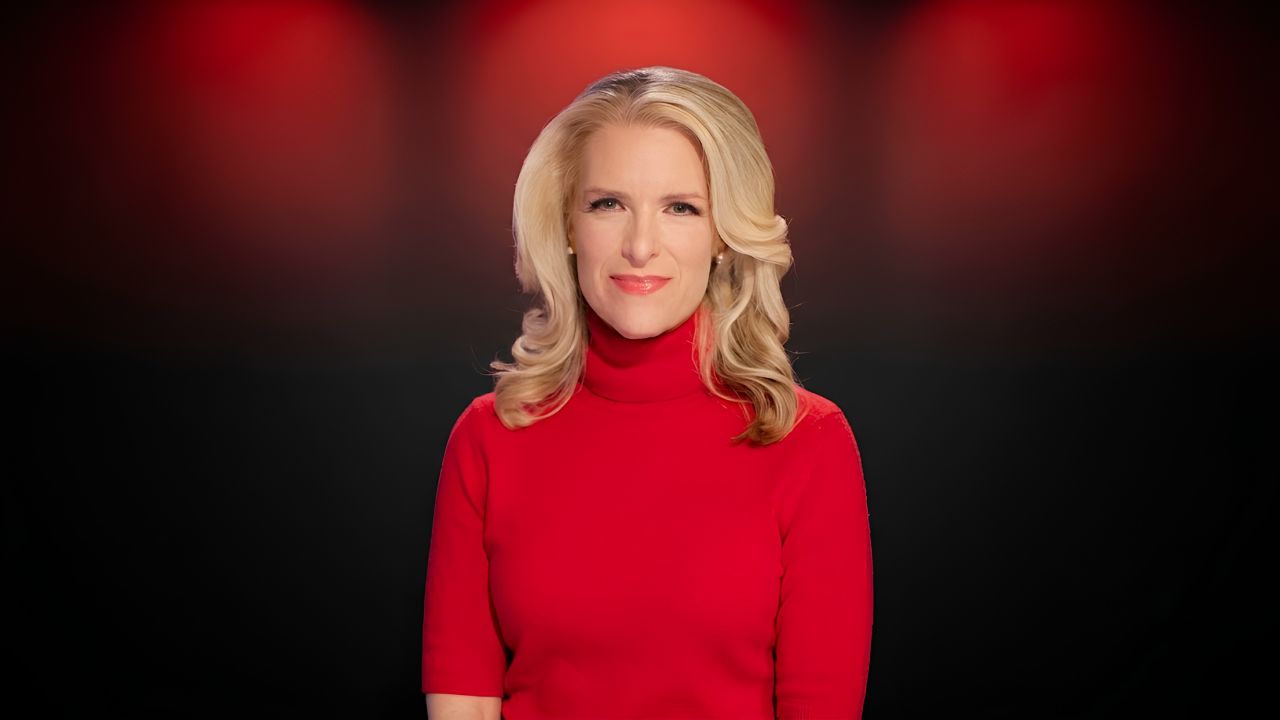 Janice Dean annual salary Fox News senior meteorologist headshot