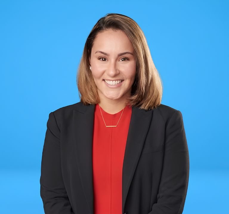 Biography Points – Famous People Biographies & History 12 Ali Vitali salary and MSNBC career — portrait of the Way Too Early host