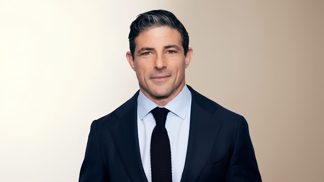 Matt Gutman net worth — CBS News Chief Correspondent portrait
