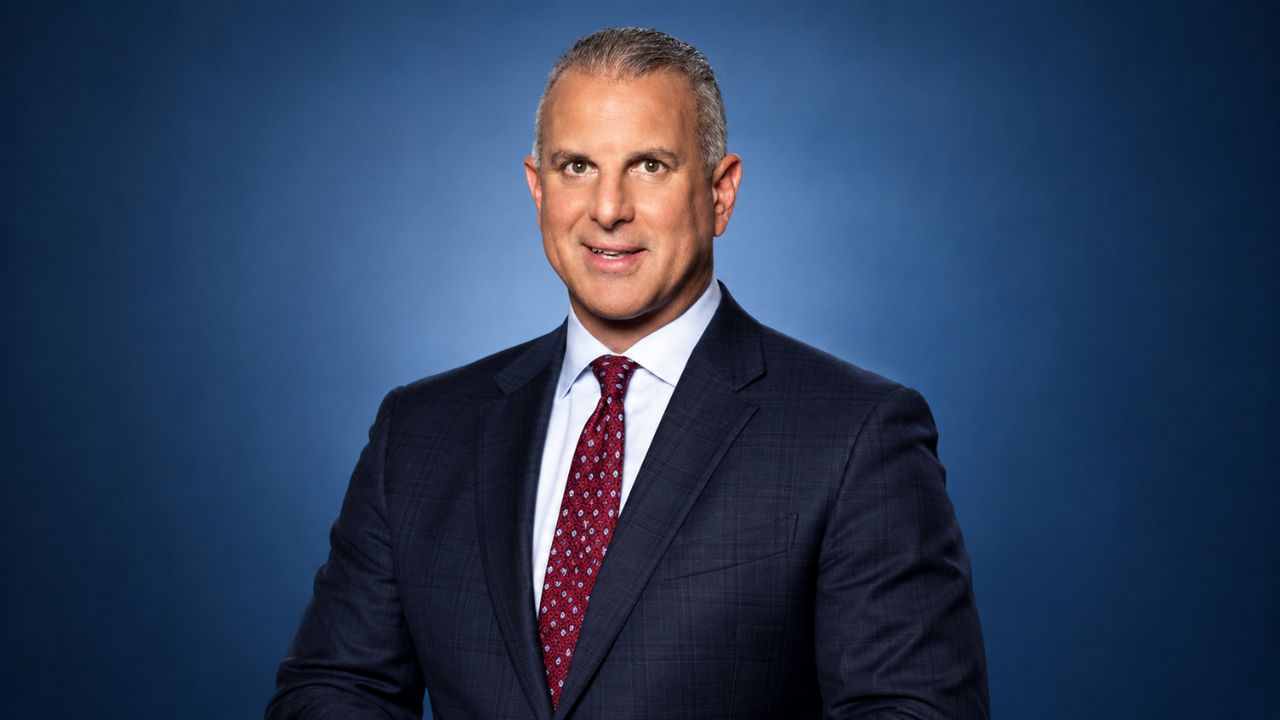 Guy Adami | Net Worth, Wife, Career & Fast Money Role - Biography Points 3 Guy Adami CNBC Fast Money panelist and Goldman Sachs former gold trader career photo
